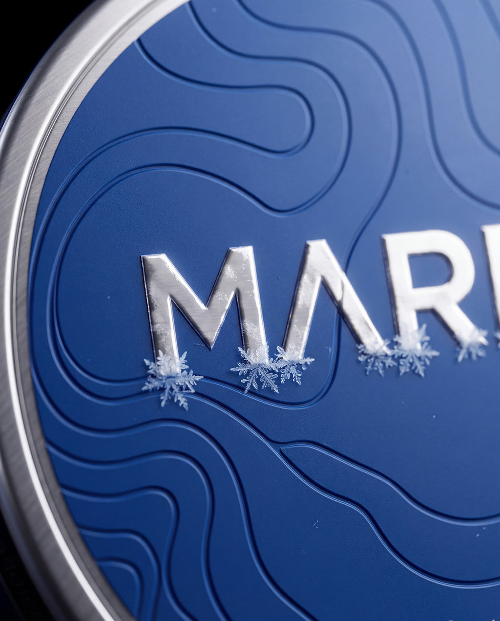MARIA Ice Mint can, macro texture detail